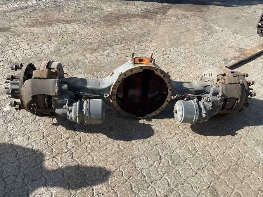 VOLVO REAR AXLE CASE 20956337 - Osovina i dijelovi za Kamion: slika VOLVO REAR AXLE CASE 20956337 - Osovina i dijelovi za Kamion VOLVO REAR AXLE CASE 20956337 - Osovina i dijelovi za Kamion: slika VOLVO REAR AXLE CASE 20956337 - Osovina i dijelovi za Kamion