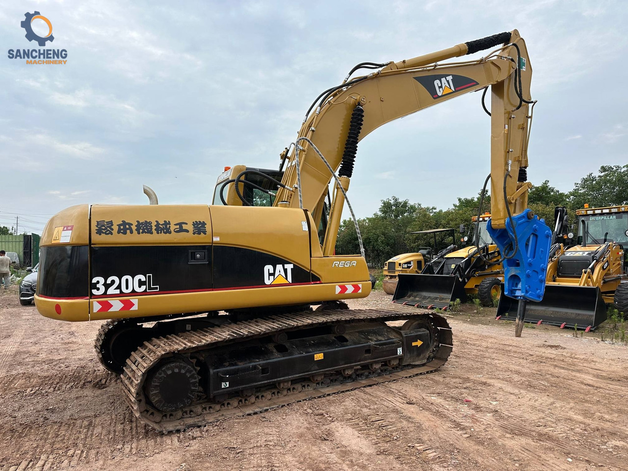 CAT 320CL with hammer - Bager gusjeničar: slika CAT 320CL with hammer - Bager gusjeničar CAT 320CL with hammer - Bager gusjeničar: slika CAT 320CL with hammer - Bager gusjeničar