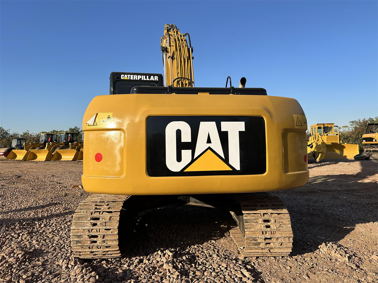 CAT 320DL - Bager gusjeničar: slika CAT 320DL - Bager gusjeničar CAT 320DL - Bager gusjeničar: slika CAT 320DL - Bager gusjeničar
