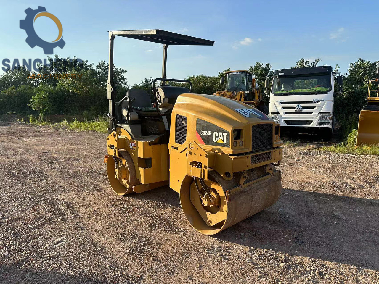 CAT CB24B - Valjak: slika CAT CB24B - Valjak CAT CB24B - Valjak: slika CAT CB24B - Valjak