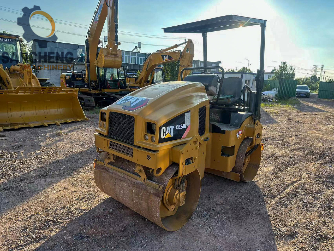 CAT CB24B - Valjak: slika CAT CB24B - Valjak CAT CB24B - Valjak: slika CAT CB24B - Valjak