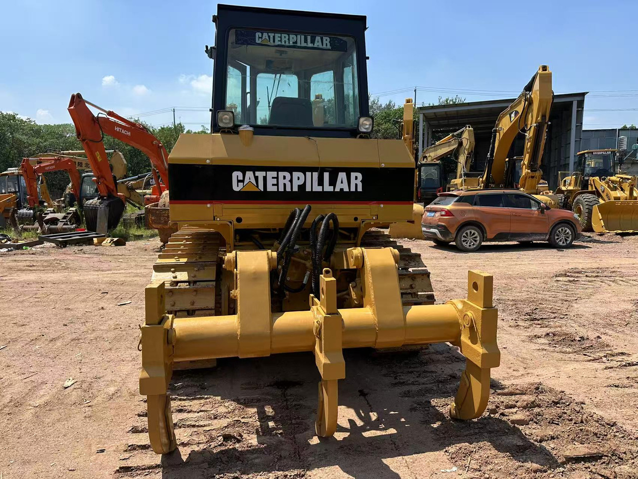 CAT D6G - Buldožer: slika CAT D6G - Buldožer CAT D6G - Buldožer: slika CAT D6G - Buldožer