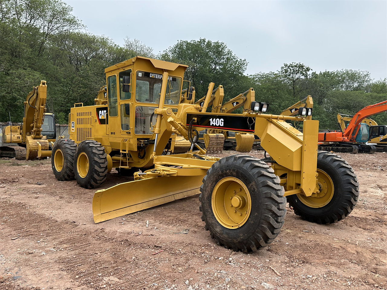 CATERPILLAR 140G - Grejder: slika CATERPILLAR 140G - Grejder CATERPILLAR 140G - Grejder: slika CATERPILLAR 140G - Grejder