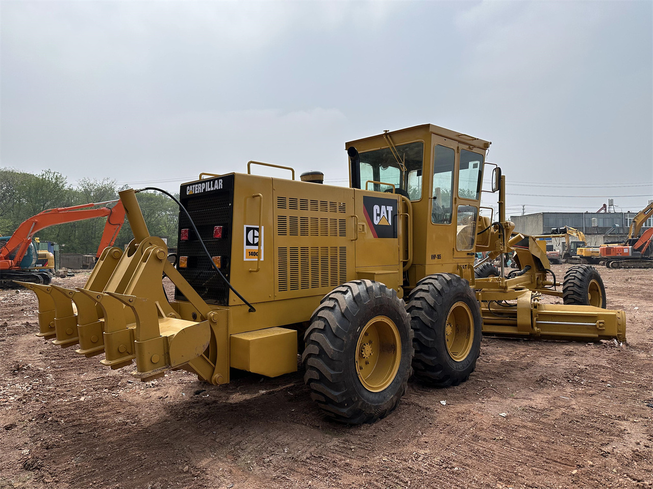 CATERPILLAR 140G - Grejder: slika CATERPILLAR 140G - Grejder CATERPILLAR 140G - Grejder: slika CATERPILLAR 140G - Grejder