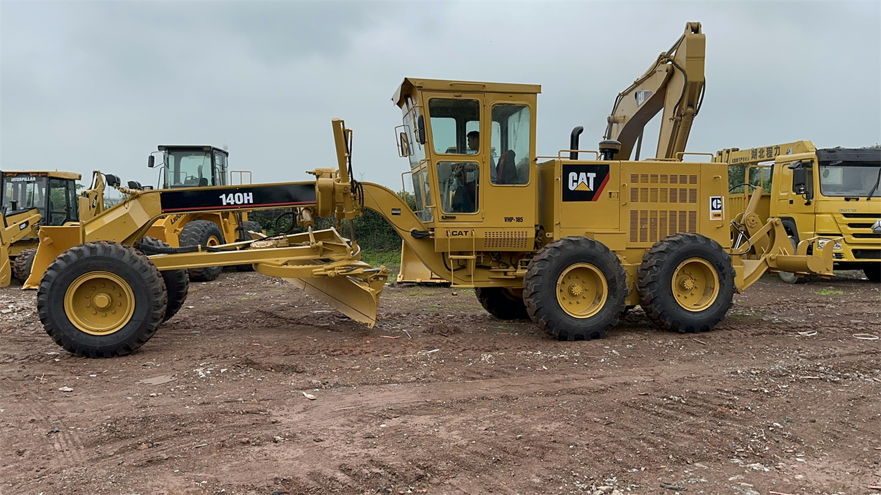 CATERPILLAR 140H - Grejder: slika CATERPILLAR 140H - Grejder CATERPILLAR 140H - Grejder: slika CATERPILLAR 140H - Grejder