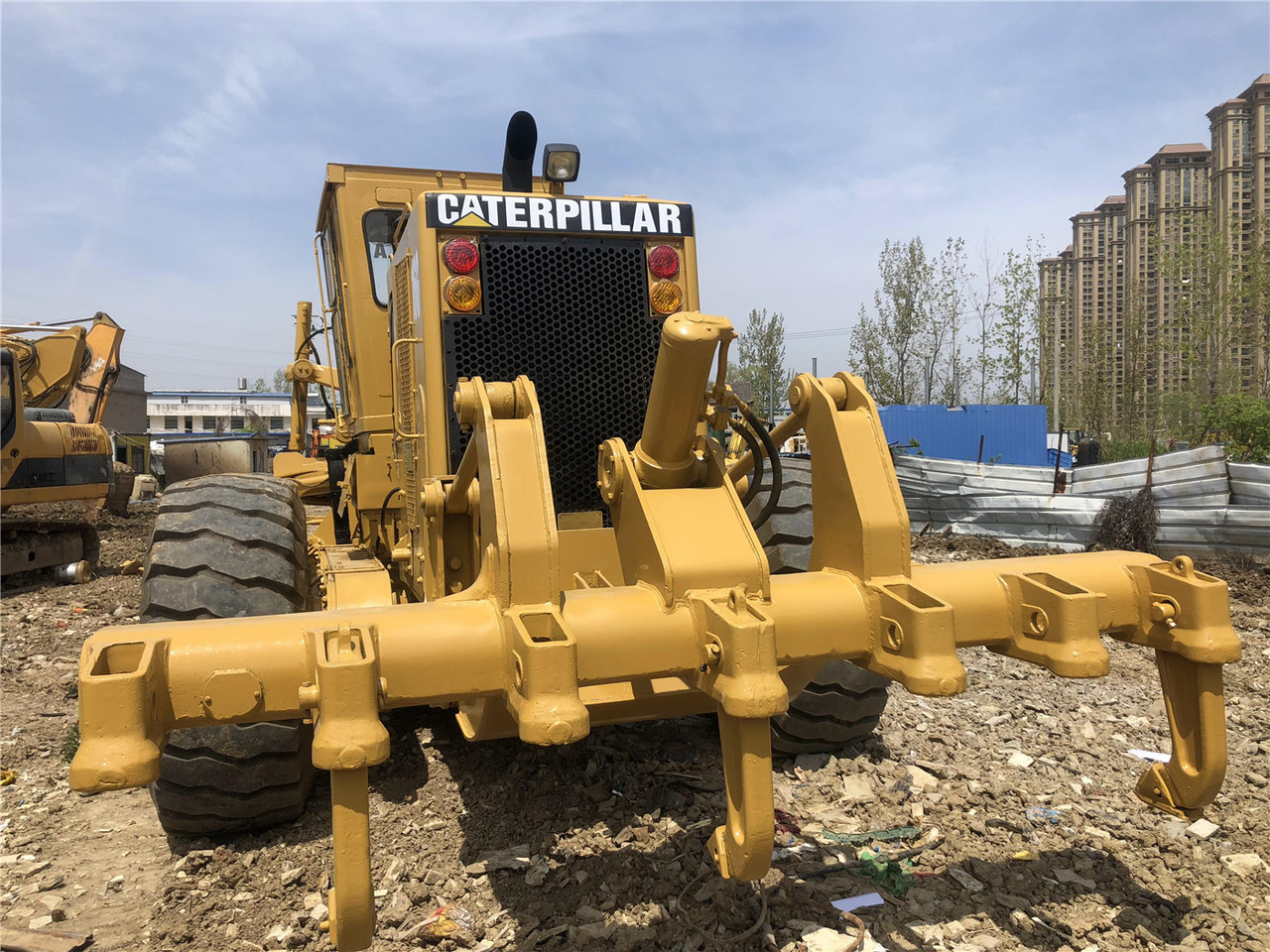 CATERPILLAR 16G - Grejder: slika CATERPILLAR 16G - Grejder CATERPILLAR 16G - Grejder: slika CATERPILLAR 16G - Grejder