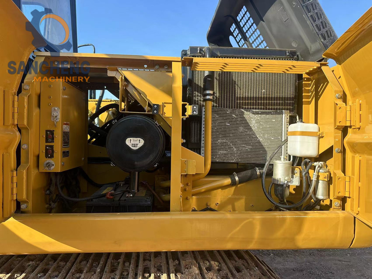 Bager gusjeničar CATERPILLAR 320B: slika Bager gusjeničar CATERPILLAR 320B