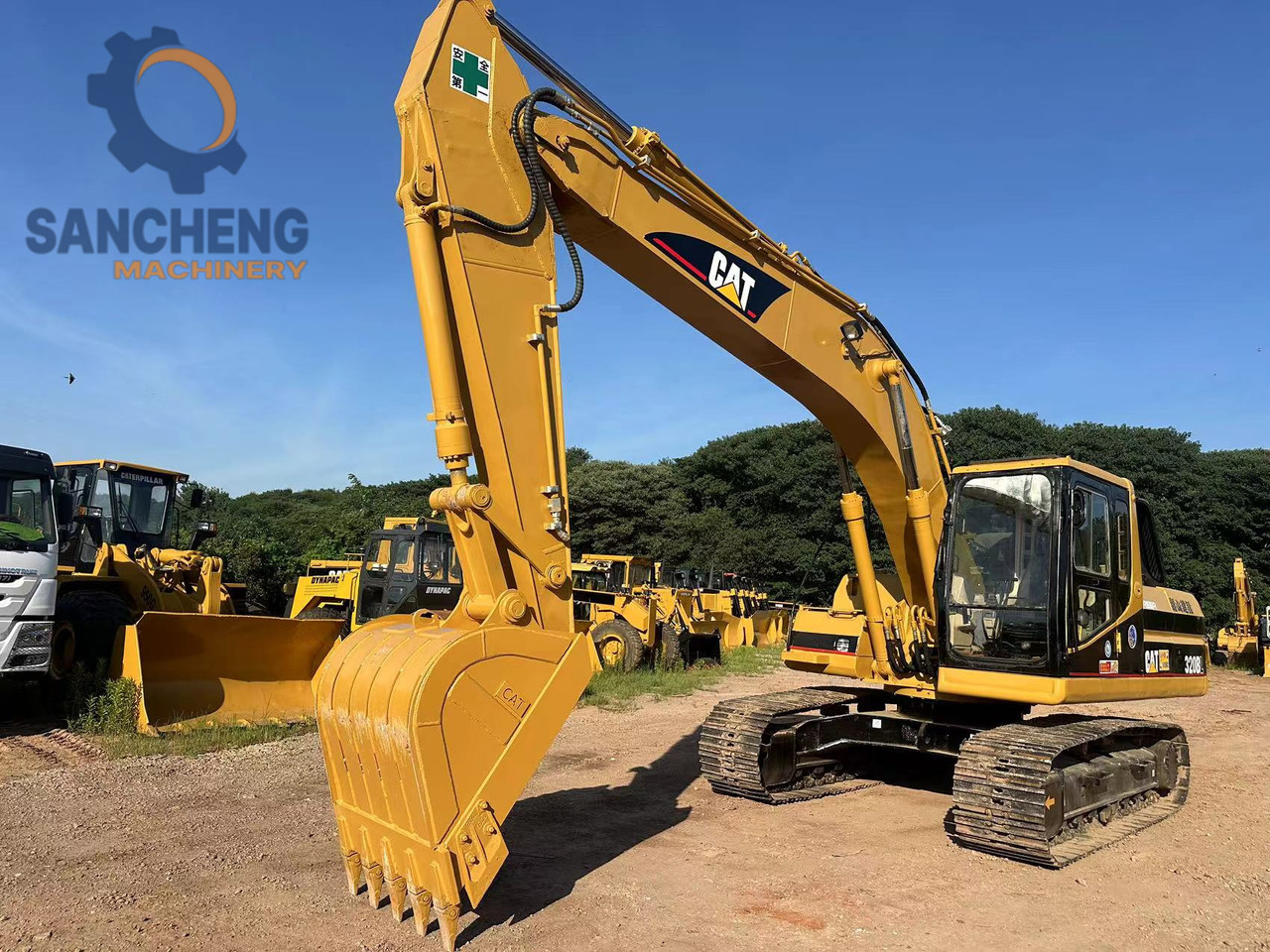 Bager gusjeničar CATERPILLAR 320BL: slika Bager gusjeničar CATERPILLAR 320BL