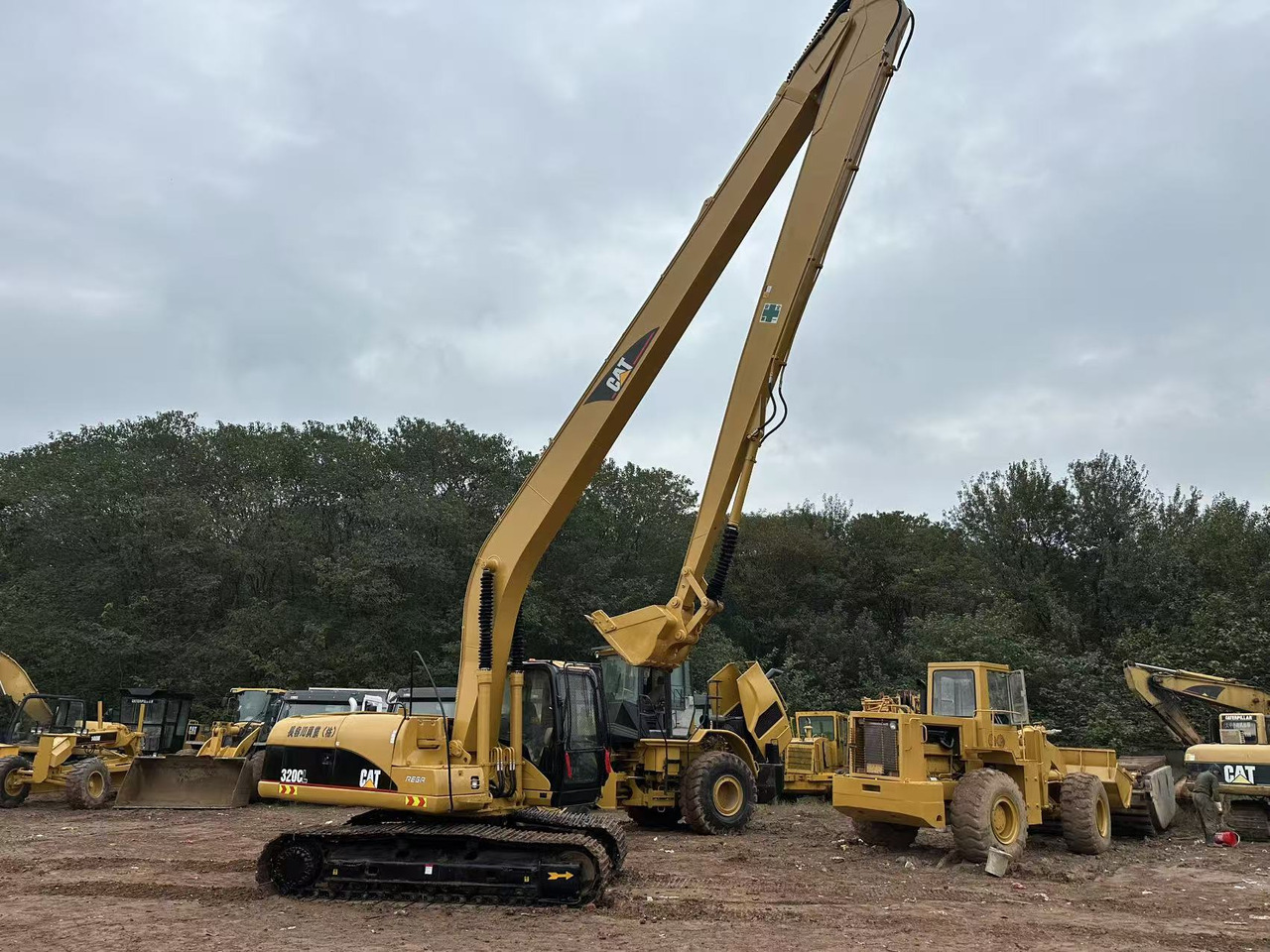 CATERPILLAR 320CL long reach excavator - Bager gusjeničar: slika CATERPILLAR 320CL long reach excavator - Bager gusjeničar CATERPILLAR 320CL long reach excavator - Bager gusjeničar: slika CATERPILLAR 320CL long reach excavator - Bager gusjeničar
