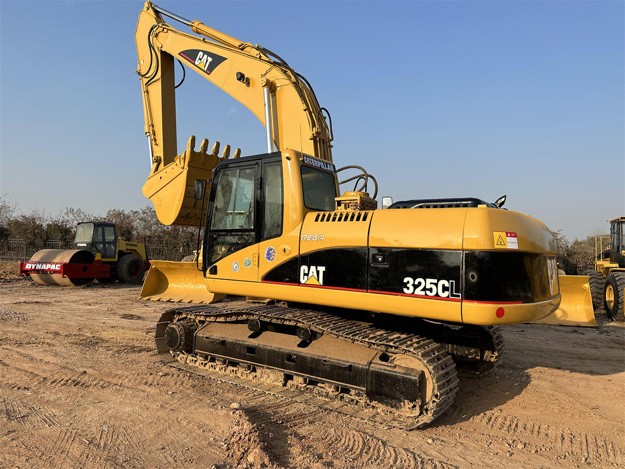 CATERPILLAR 325C - Bager gusjeničar: slika CATERPILLAR 325C - Bager gusjeničar CATERPILLAR 325C - Bager gusjeničar: slika CATERPILLAR 325C - Bager gusjeničar