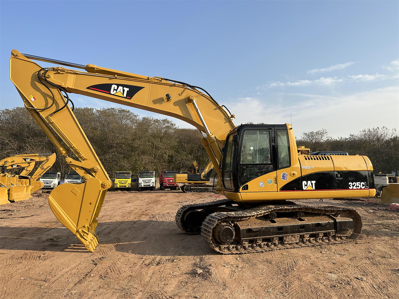 CATERPILLAR 325C - Bager gusjeničar: slika CATERPILLAR 325C - Bager gusjeničar CATERPILLAR 325C - Bager gusjeničar: slika CATERPILLAR 325C - Bager gusjeničar