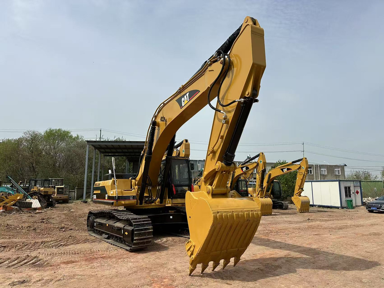 CATERPILLAR 330BL - Bager: slika CATERPILLAR 330BL - Bager CATERPILLAR 330BL - Bager: slika CATERPILLAR 330BL - Bager