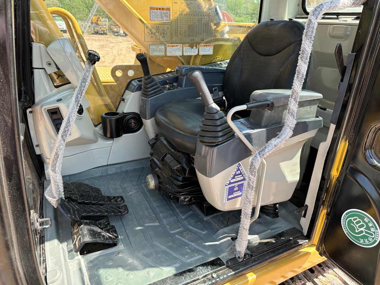 CATERPILLAR 330CL - Bager gusjeničar: slika CATERPILLAR 330CL - Bager gusjeničar CATERPILLAR 330CL - Bager gusjeničar: slika CATERPILLAR 330CL - Bager gusjeničar