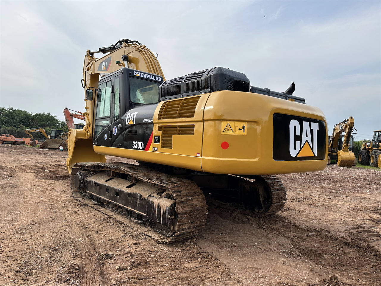 CATERPILLAR 330D Crawler excavator - Bager gusjeničar: slika CATERPILLAR 330D Crawler excavator - Bager gusjeničar CATERPILLAR 330D Crawler excavator - Bager gusjeničar: slika CATERPILLAR 330D Crawler excavator - Bager gusjeničar