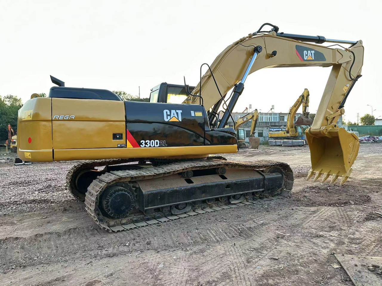 CATERPILLAR 330D2L excavator - Bager gusjeničar: slika CATERPILLAR 330D2L excavator - Bager gusjeničar CATERPILLAR 330D2L excavator - Bager gusjeničar: slika CATERPILLAR 330D2L excavator - Bager gusjeničar