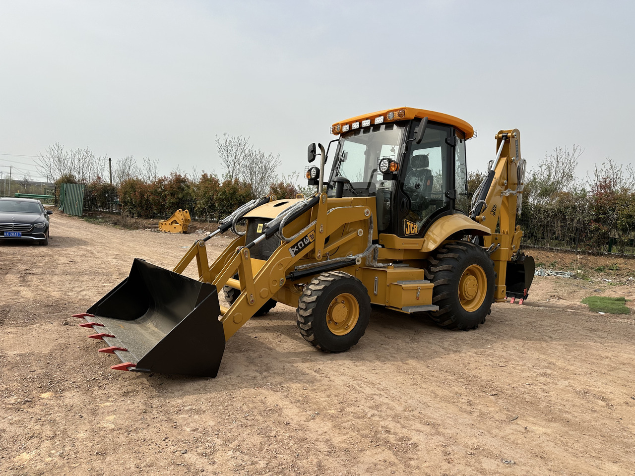 CATERPILLAR 420F2 - Rovokopač-utovarivač: slika CATERPILLAR 420F2 - Rovokopač-utovarivač CATERPILLAR 420F2 - Rovokopač-utovarivač: slika CATERPILLAR 420F2 - Rovokopač-utovarivač