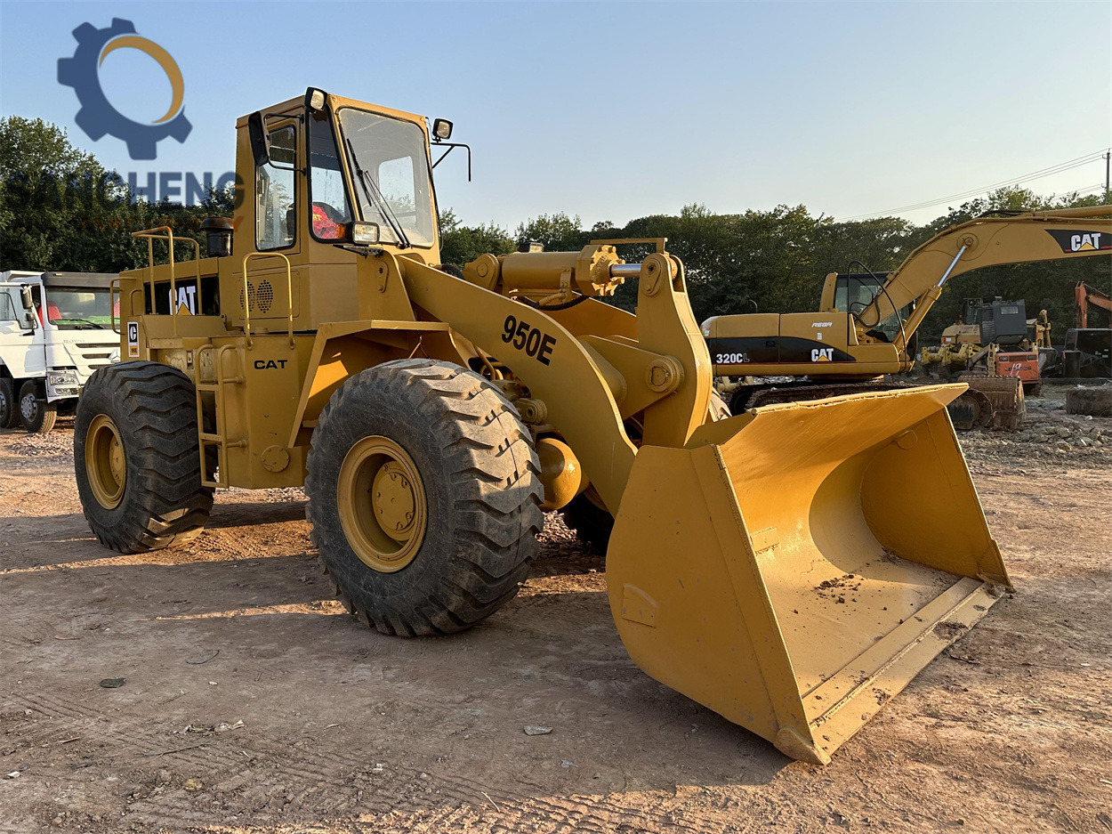 CATERPILLAR 950E - Utovarivač na kotačima: slika CATERPILLAR 950E - Utovarivač na kotačima CATERPILLAR 950E - Utovarivač na kotačima: slika CATERPILLAR 950E - Utovarivač na kotačima