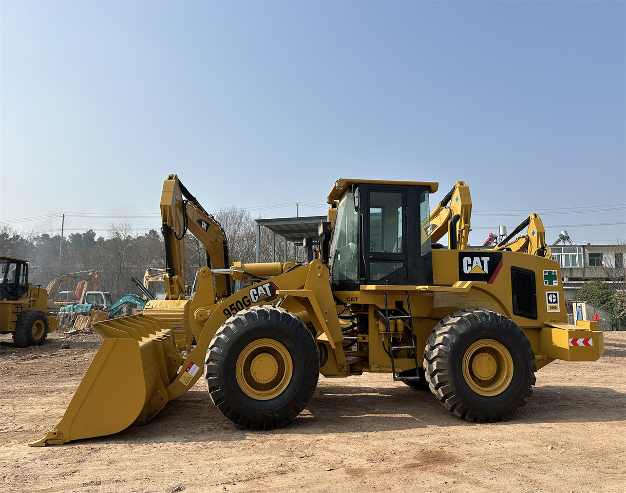 CATERPILLAR 950G - Utovarivač na kotačima: slika CATERPILLAR 950G - Utovarivač na kotačima CATERPILLAR 950G - Utovarivač na kotačima: slika CATERPILLAR 950G - Utovarivač na kotačima