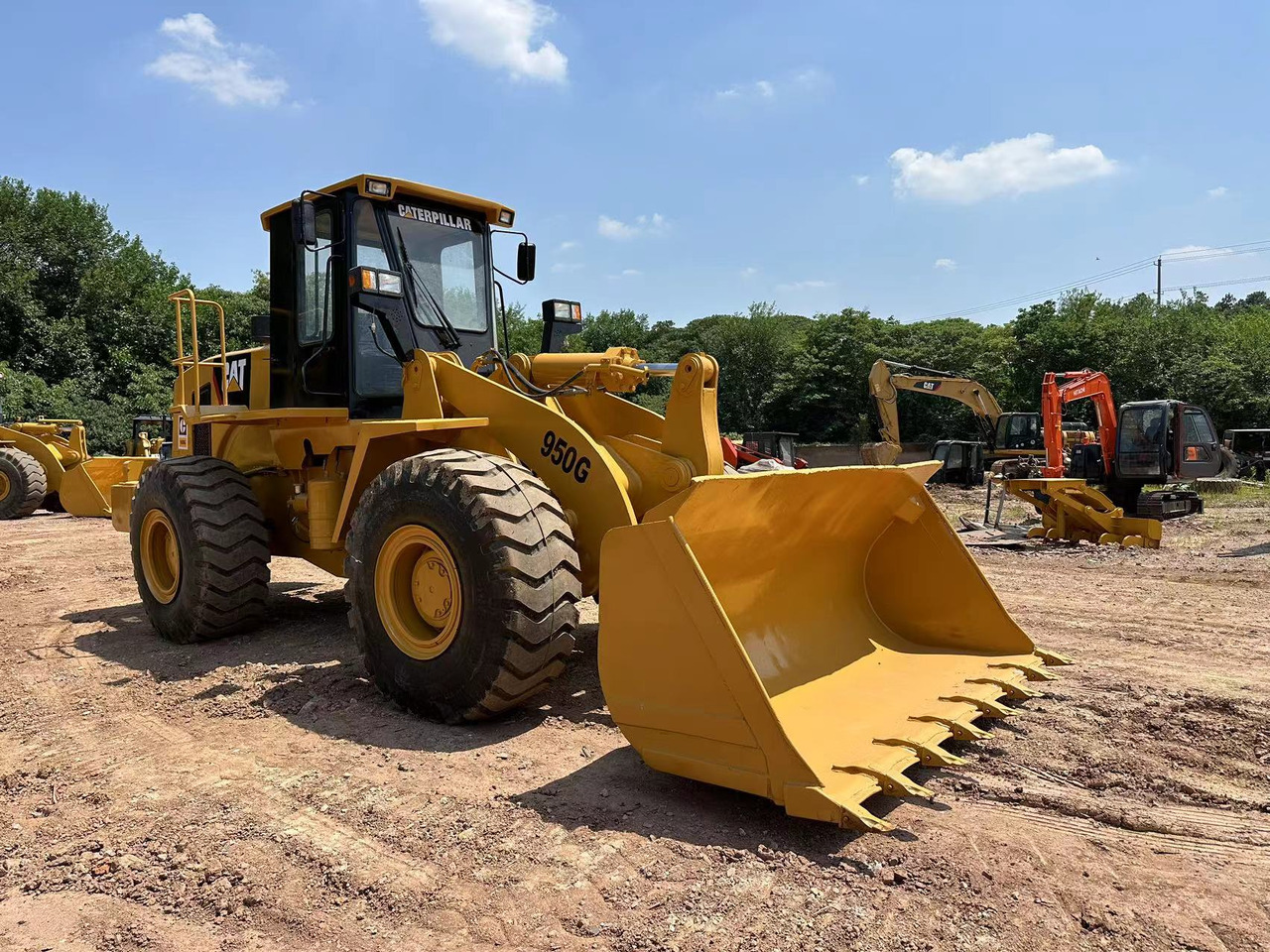 CATERPILLAR 950G - Utovarivač na kotačima: slika CATERPILLAR 950G - Utovarivač na kotačima CATERPILLAR 950G - Utovarivač na kotačima: slika CATERPILLAR 950G - Utovarivač na kotačima