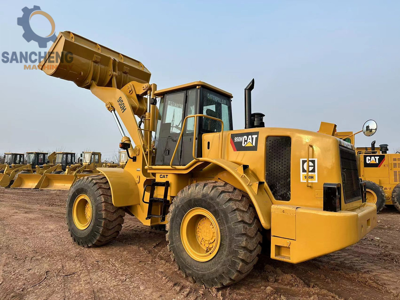 CATERPILLAR 950H - Utovarivač na kotačima: slika CATERPILLAR 950H - Utovarivač na kotačima CATERPILLAR 950H - Utovarivač na kotačima: slika CATERPILLAR 950H - Utovarivač na kotačima