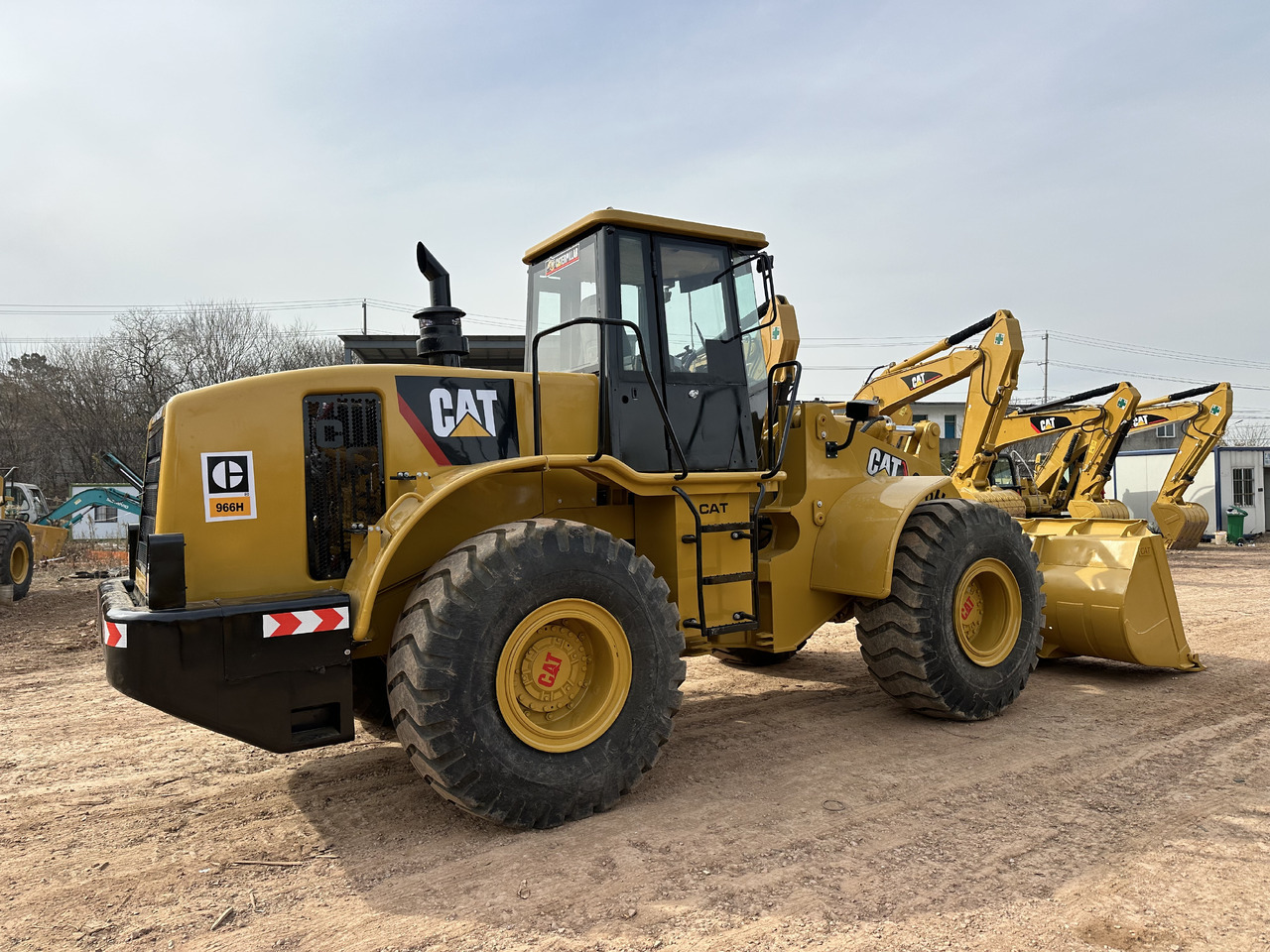 CATERPILLAR 966H - Utovarivač na kotačima: slika CATERPILLAR 966H - Utovarivač na kotačima CATERPILLAR 966H - Utovarivač na kotačima: slika CATERPILLAR 966H - Utovarivač na kotačima