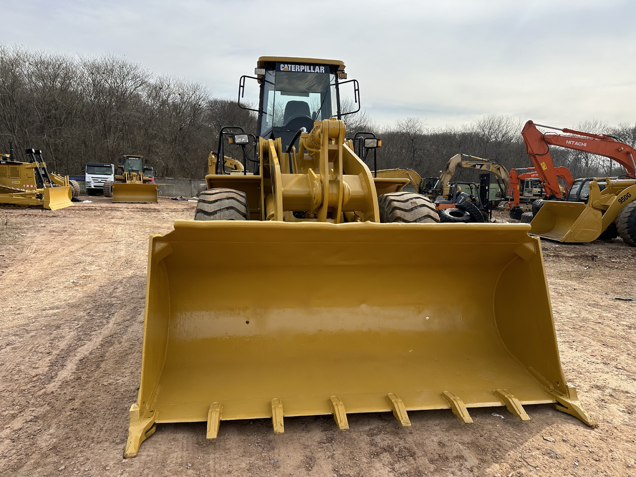 CATERPILLAR 966H - Utovarivač na kotačima: slika CATERPILLAR 966H - Utovarivač na kotačima CATERPILLAR 966H - Utovarivač na kotačima: slika CATERPILLAR 966H - Utovarivač na kotačima
