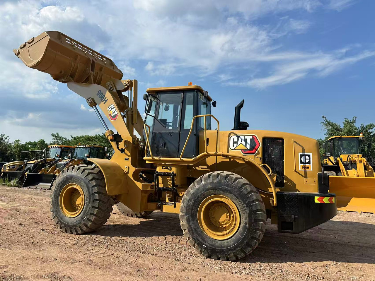 CATERPILLAR 966H - Utovarivač na kotačima: slika CATERPILLAR 966H - Utovarivač na kotačima CATERPILLAR 966H - Utovarivač na kotačima: slika CATERPILLAR 966H - Utovarivač na kotačima