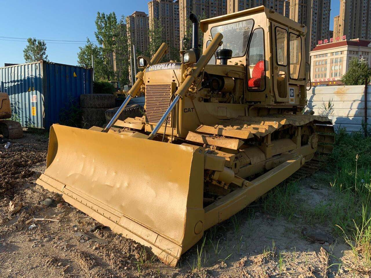 CATERPILLAR D6D - Buldožer: slika CATERPILLAR D6D - Buldožer CATERPILLAR D6D - Buldožer: slika CATERPILLAR D6D - Buldožer