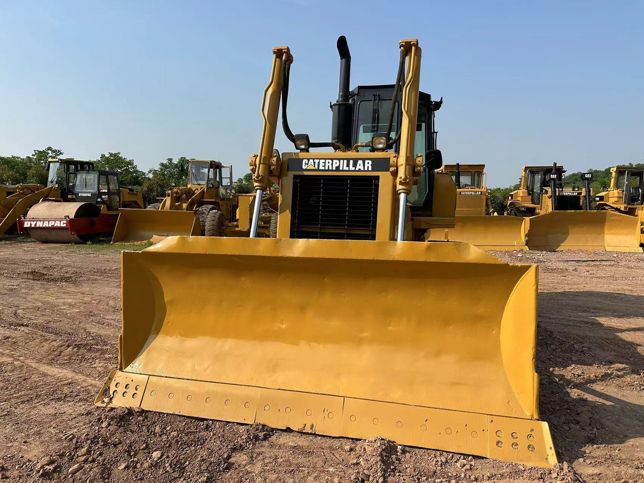 CATERPILLAR D6G Crawler Dozer - Buldožer: slika CATERPILLAR D6G Crawler Dozer - Buldožer CATERPILLAR D6G Crawler Dozer - Buldožer: slika CATERPILLAR D6G Crawler Dozer - Buldožer