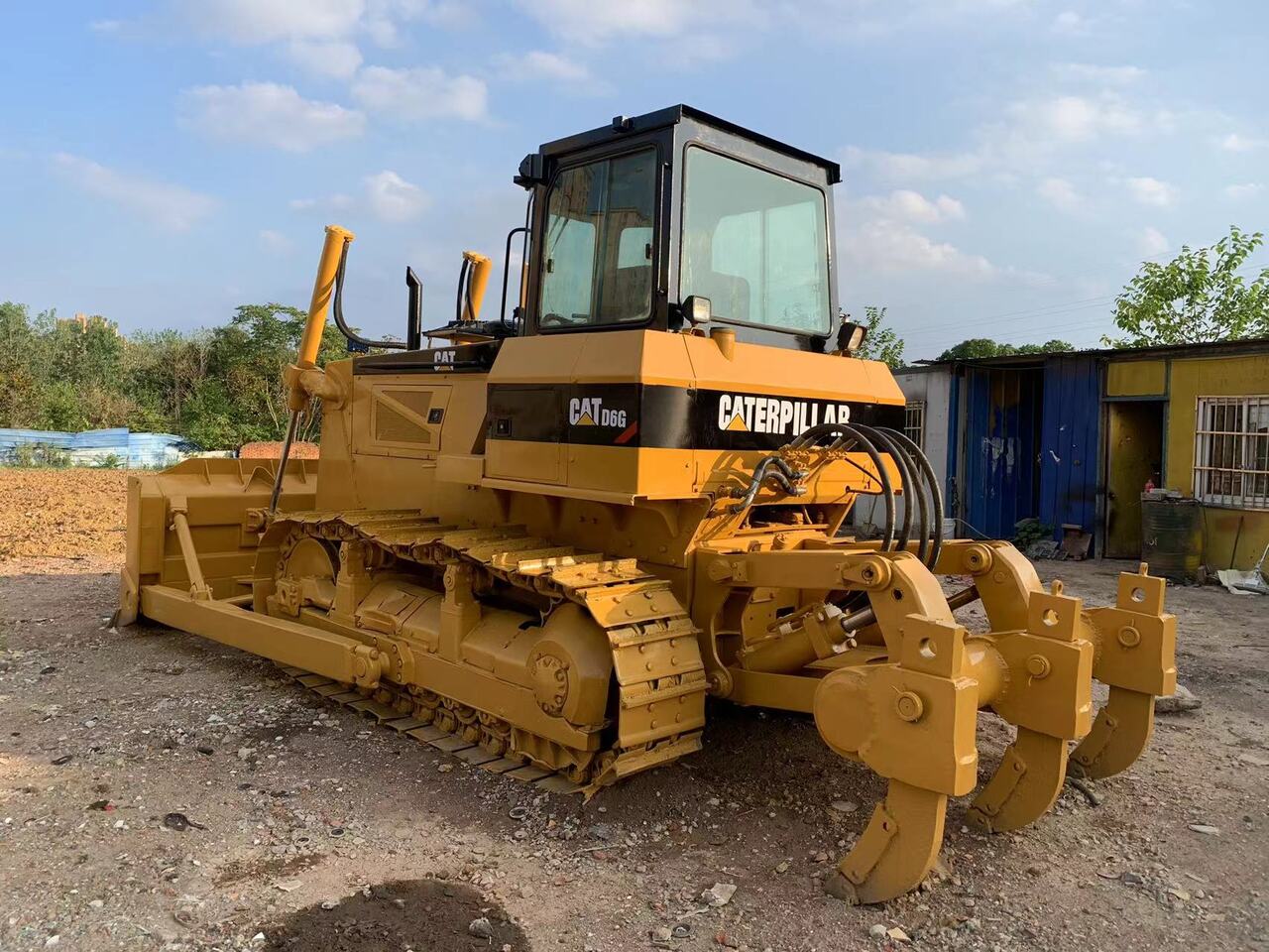 CATERPILLAR D6G - Buldožer: slika CATERPILLAR D6G - Buldožer CATERPILLAR D6G - Buldožer: slika CATERPILLAR D6G - Buldožer