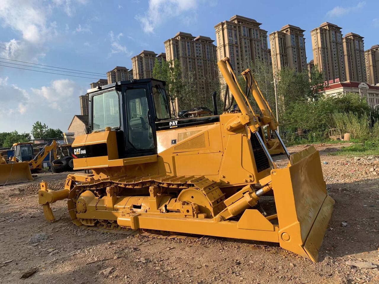 CATERPILLAR D6G - Buldožer: slika CATERPILLAR D6G - Buldožer CATERPILLAR D6G - Buldožer: slika CATERPILLAR D6G - Buldožer