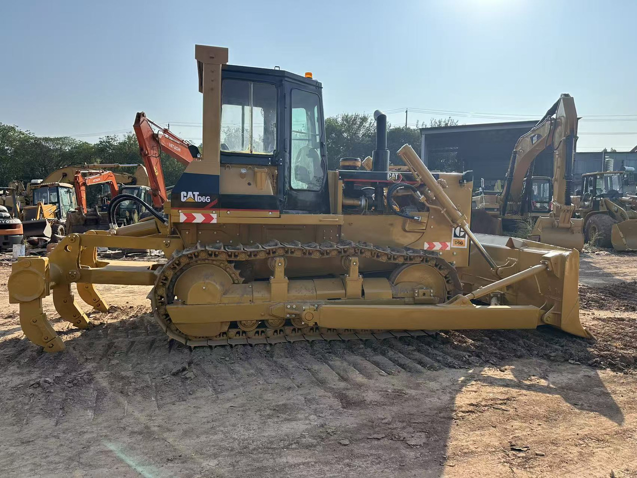 CATERPILLAR D6G - Buldožer: slika CATERPILLAR D6G - Buldožer CATERPILLAR D6G - Buldožer: slika CATERPILLAR D6G - Buldožer