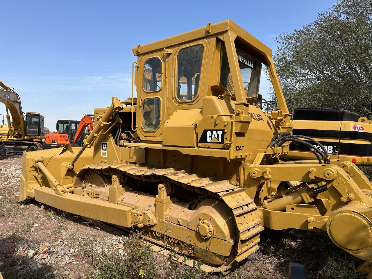 CATERPILLAR D7G - Buldožer: slika CATERPILLAR D7G - Buldožer CATERPILLAR D7G - Buldožer: slika CATERPILLAR D7G - Buldožer