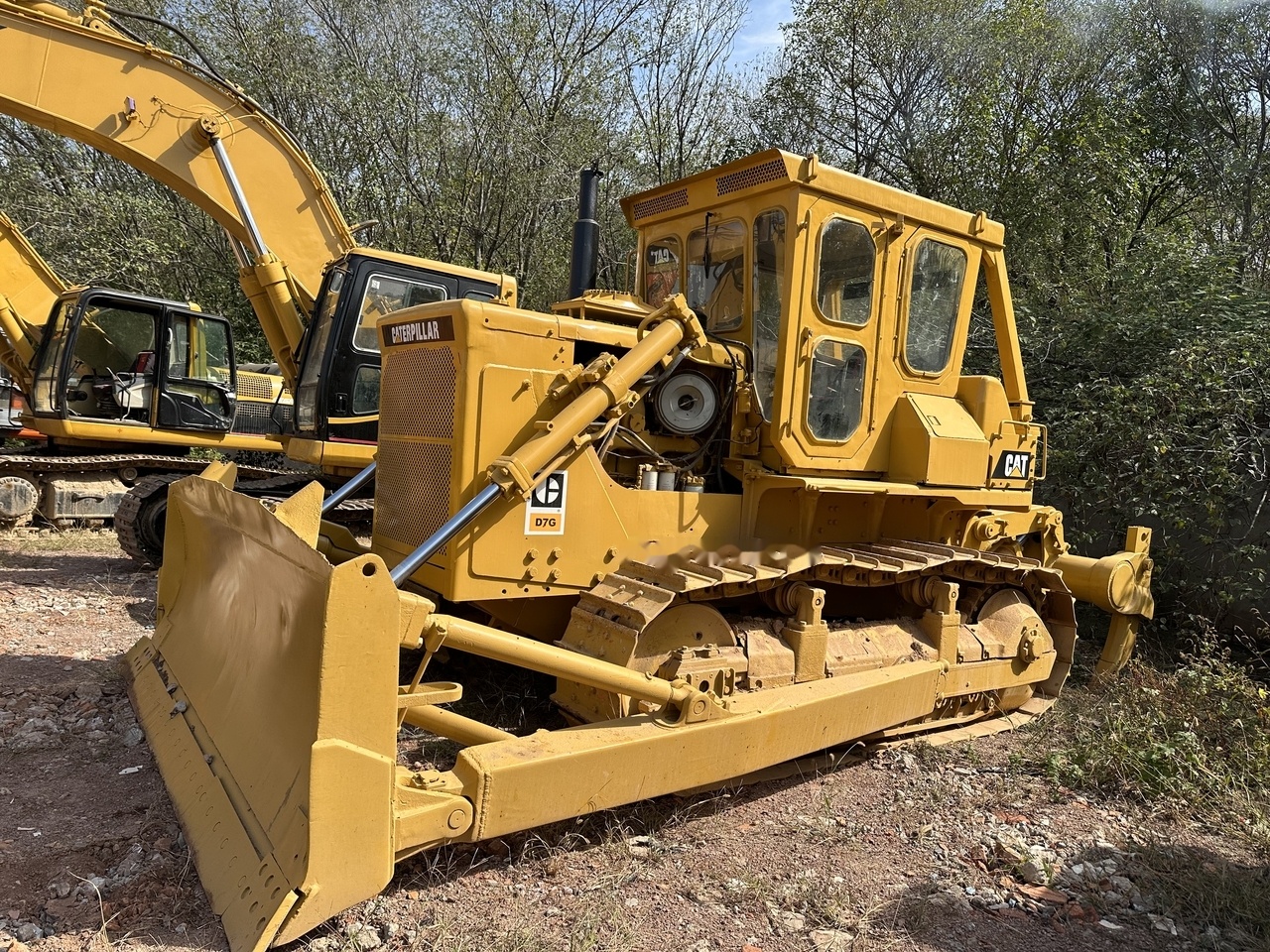 CATERPILLAR D7G - Buldožer: slika CATERPILLAR D7G - Buldožer CATERPILLAR D7G - Buldožer: slika CATERPILLAR D7G - Buldožer