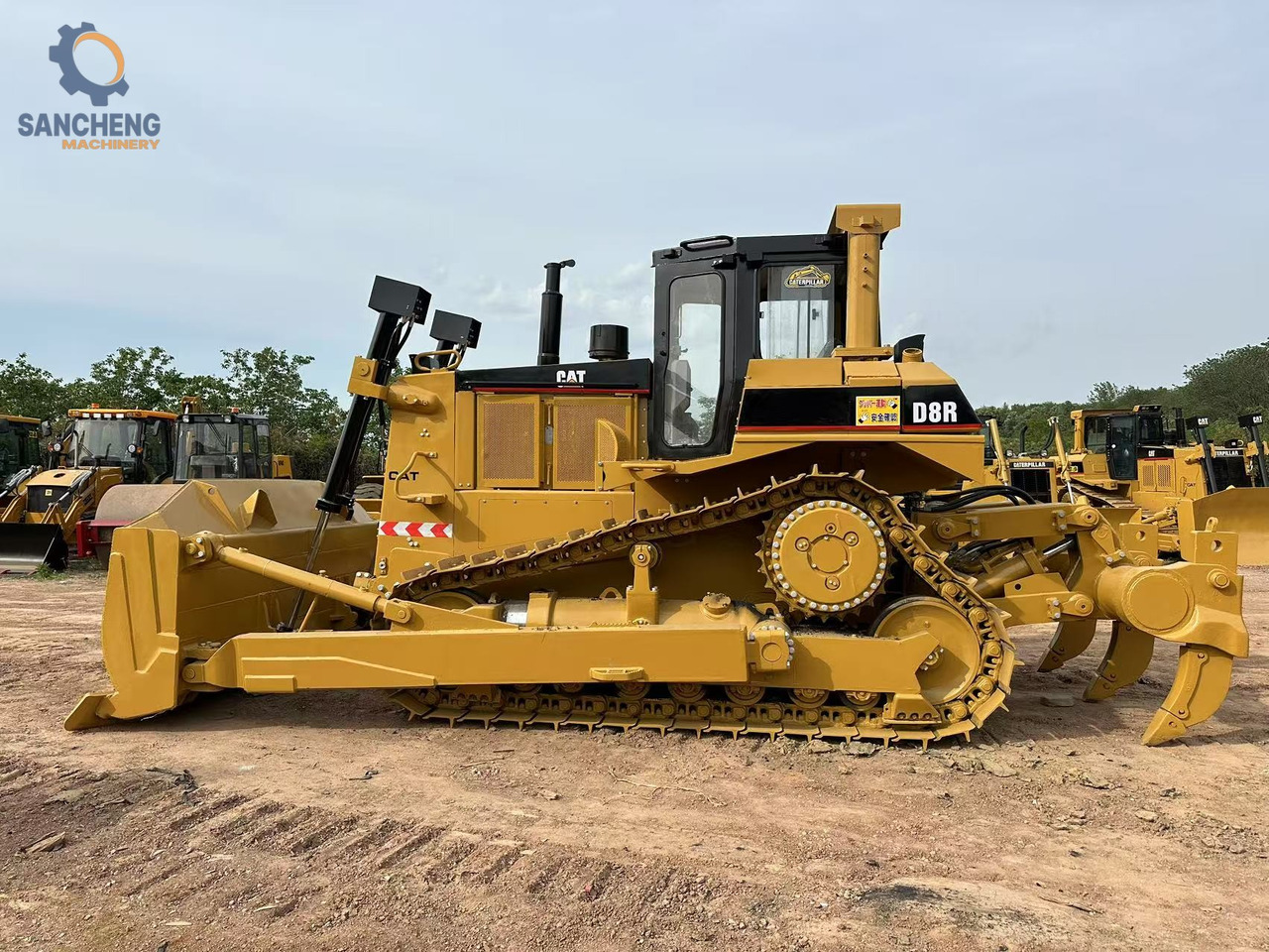 CATERPILLAR D8R - Buldožer: slika CATERPILLAR D8R - Buldožer CATERPILLAR D8R - Buldožer: slika CATERPILLAR D8R - Buldožer