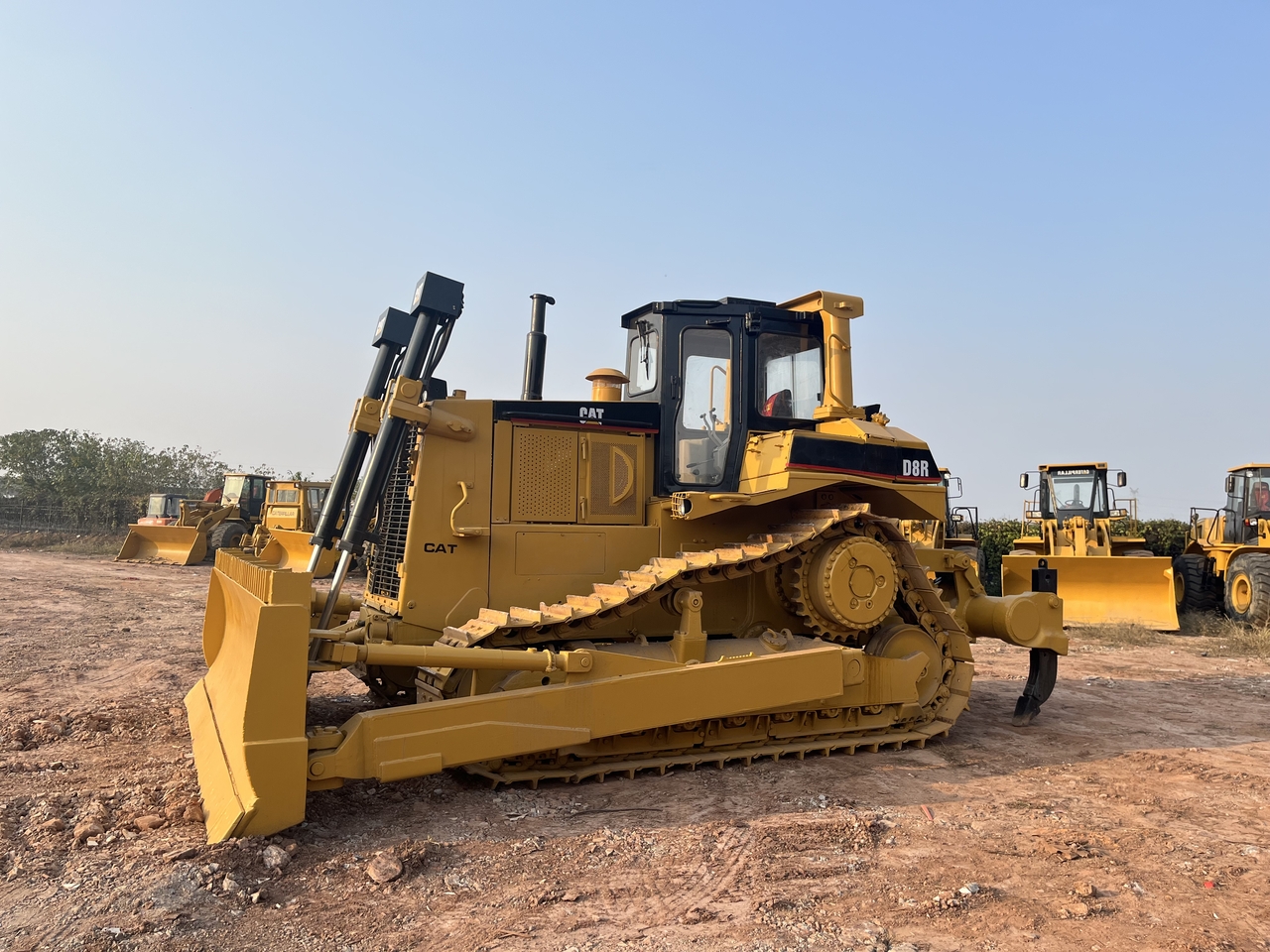 CATERPILLAR D8R - Buldožer: slika CATERPILLAR D8R - Buldožer CATERPILLAR D8R - Buldožer: slika CATERPILLAR D8R - Buldožer