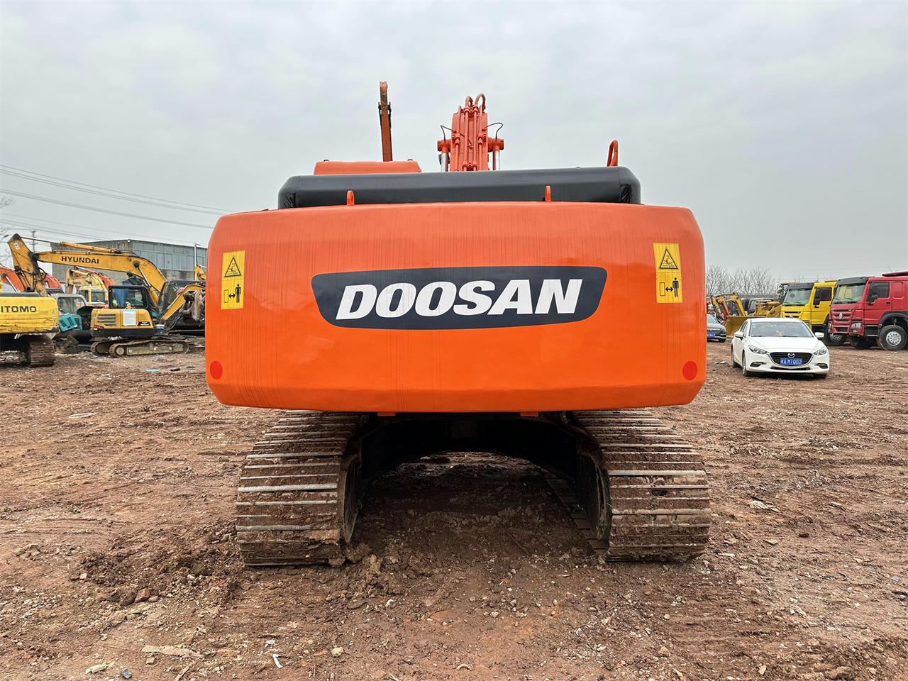 DOOSAN DH220 excavator - Bager gusjeničar: slika DOOSAN DH220 excavator - Bager gusjeničar DOOSAN DH220 excavator - Bager gusjeničar: slika DOOSAN DH220 excavator - Bager gusjeničar