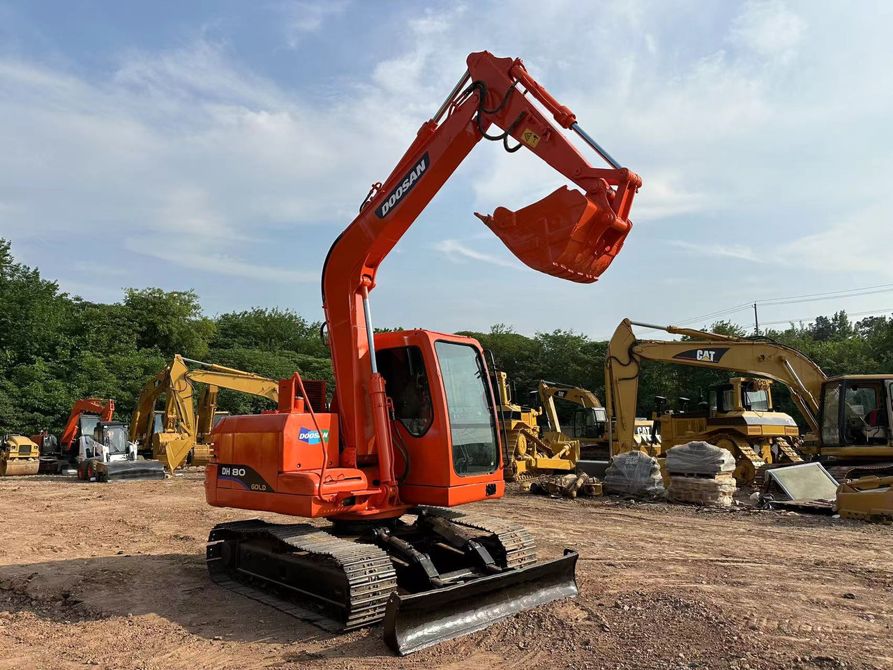DOOSAN DH80 Mini Excavator - Bager gusjeničar: slika DOOSAN DH80 Mini Excavator - Bager gusjeničar DOOSAN DH80 Mini Excavator - Bager gusjeničar: slika DOOSAN DH80 Mini Excavator - Bager gusjeničar