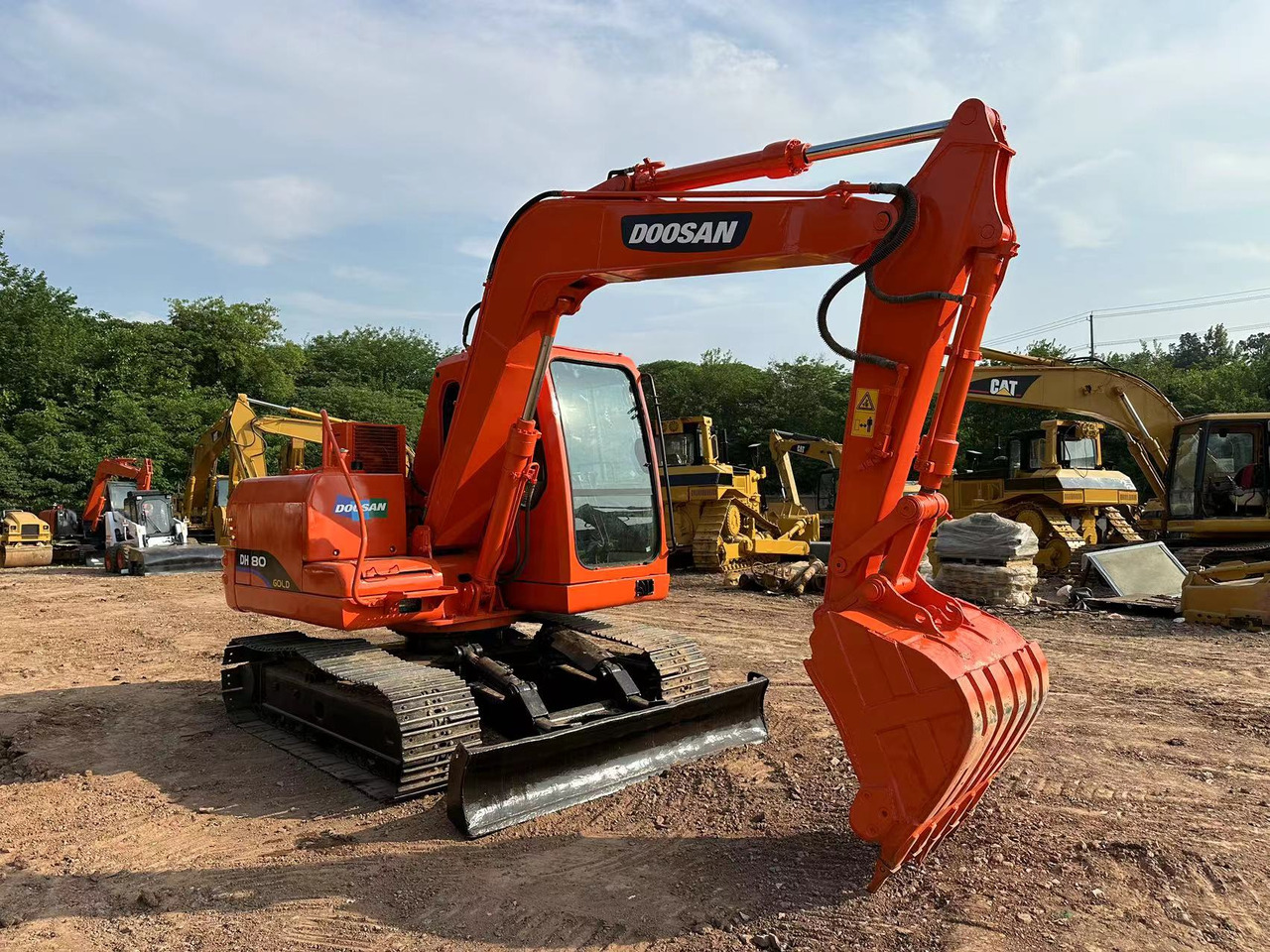 DOOSAN DH80 Mini Excavator - Bager gusjeničar: slika DOOSAN DH80 Mini Excavator - Bager gusjeničar DOOSAN DH80 Mini Excavator - Bager gusjeničar: slika DOOSAN DH80 Mini Excavator - Bager gusjeničar