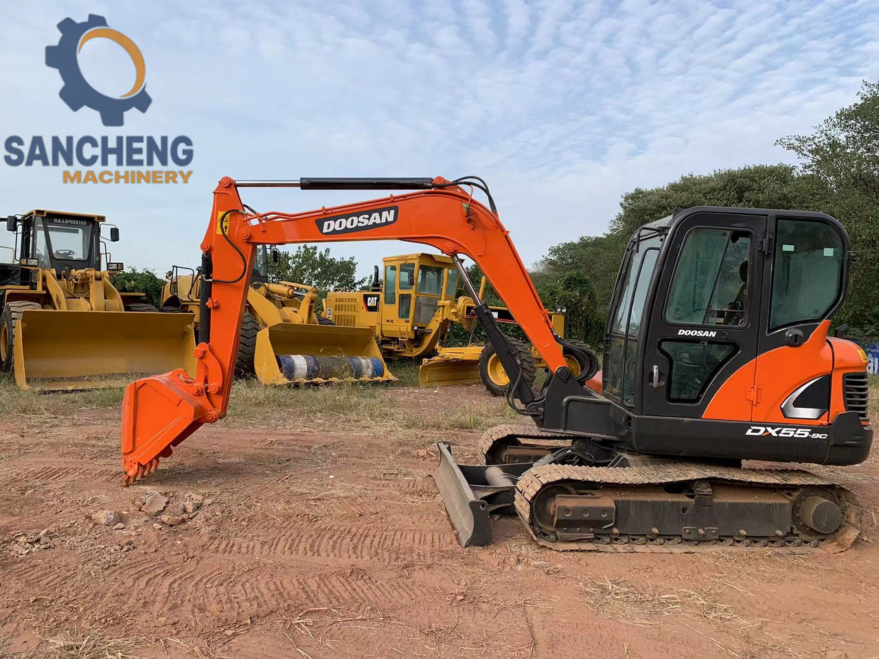 DOOSAN DX55 - Bager: slika DOOSAN DX55 - Bager DOOSAN DX55 - Bager: slika DOOSAN DX55 - Bager