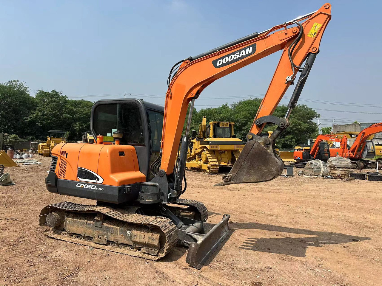 DOOSAN DX60 - Mini bager: slika DOOSAN DX60 - Mini bager DOOSAN DX60 - Mini bager: slika DOOSAN DX60 - Mini bager