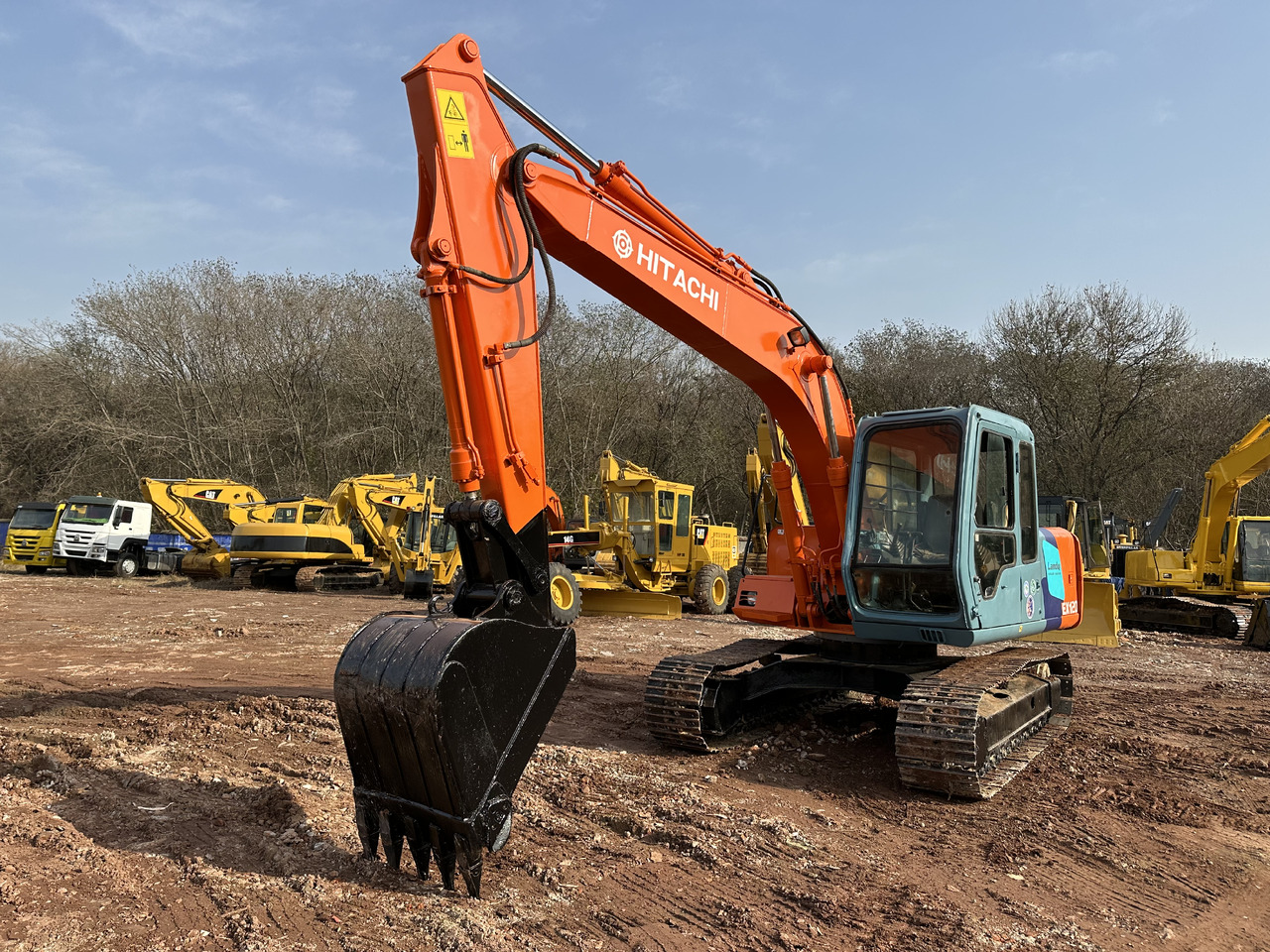 HITACHI EX120 - Bager gusjeničar: slika HITACHI EX120 - Bager gusjeničar HITACHI EX120 - Bager gusjeničar: slika HITACHI EX120 - Bager gusjeničar