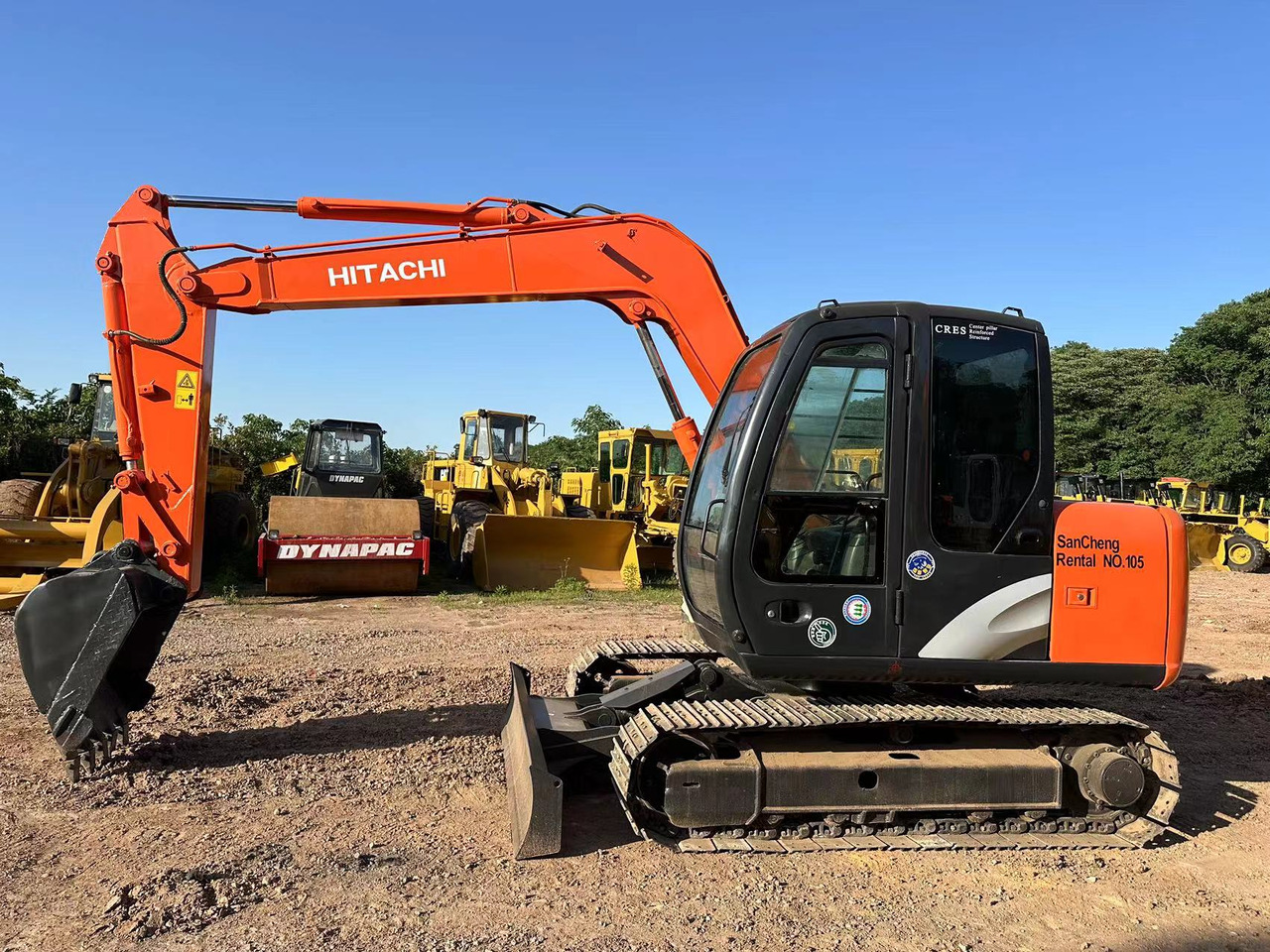 HITACHI ZAXIS ZX70 - Mini bager: slika HITACHI ZAXIS ZX70 - Mini bager HITACHI ZAXIS ZX70 - Mini bager: slika HITACHI ZAXIS ZX70 - Mini bager