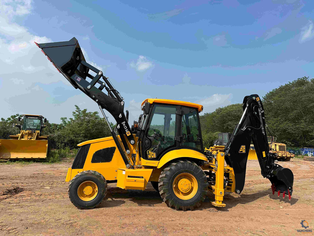 JCB 3CX - Rovokopač-utovarivač: slika JCB 3CX - Rovokopač-utovarivač JCB 3CX - Rovokopač-utovarivač: slika JCB 3CX - Rovokopač-utovarivač