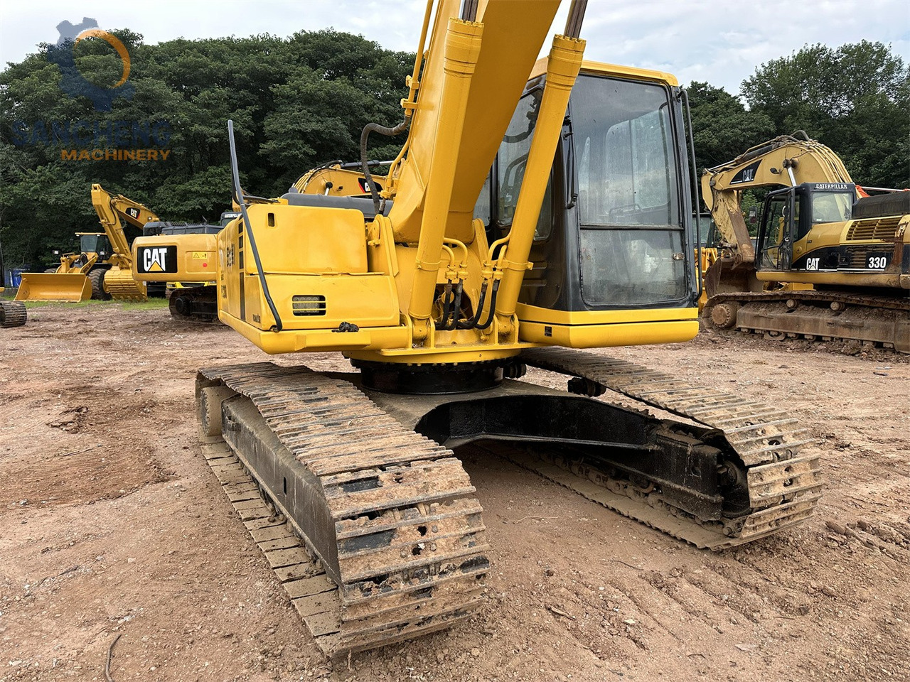 KOMATSU PC200-6 - Bager gusjeničar: slika KOMATSU PC200-6 - Bager gusjeničar KOMATSU PC200-6 - Bager gusjeničar: slika KOMATSU PC200-6 - Bager gusjeničar