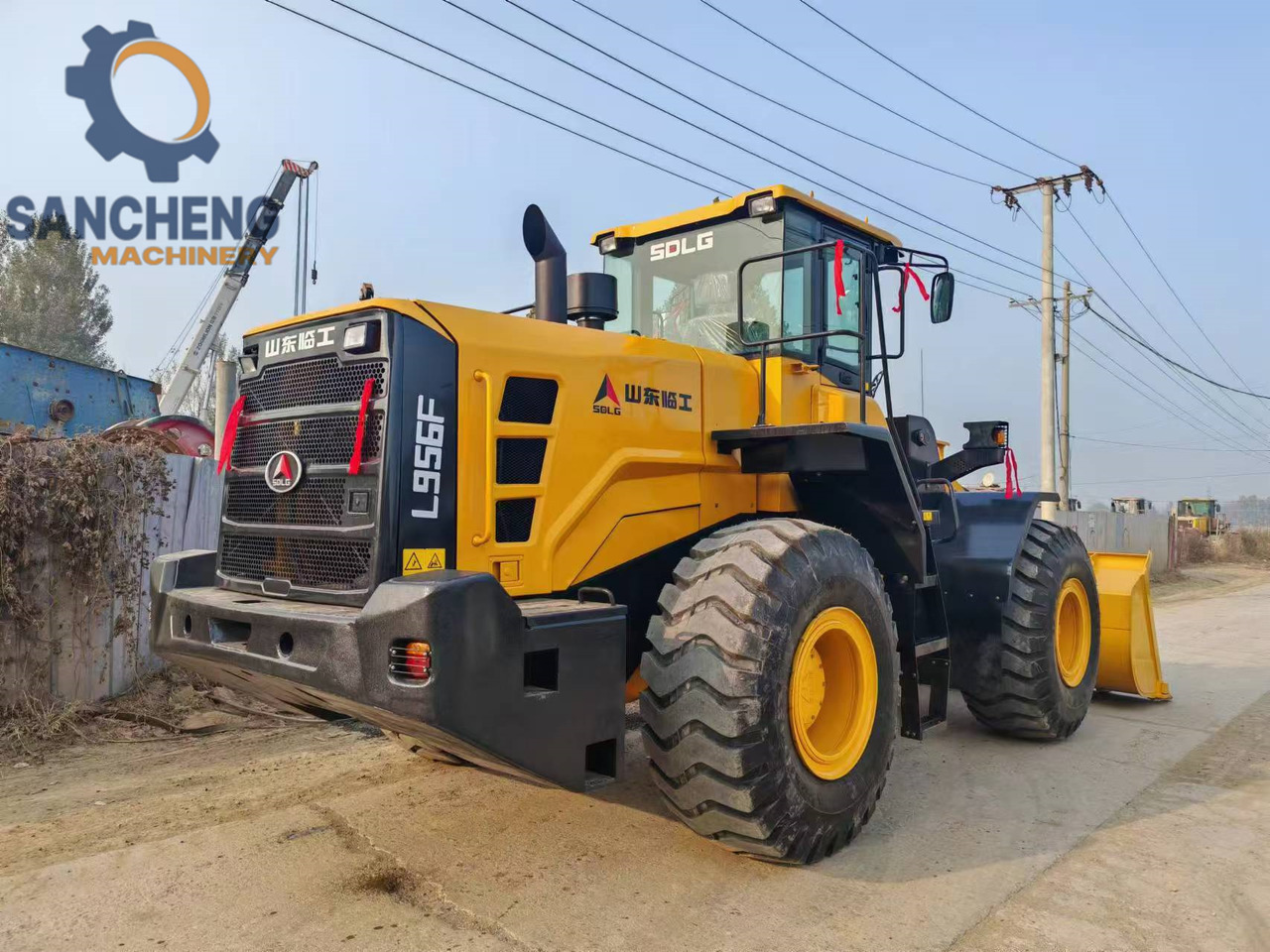 SDLG L956F - Utovarivač na kotačima: slika SDLG L956F - Utovarivač na kotačima SDLG L956F - Utovarivač na kotačima: slika SDLG L956F - Utovarivač na kotačima