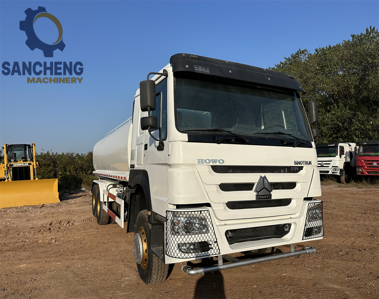 SINOTRUK HOWO 371 6x4 Water Tanker Truck - Kamion cisterna: slika SINOTRUK HOWO 371 6x4 Water Tanker Truck - Kamion cisterna SINOTRUK HOWO 371 6x4 Water Tanker Truck - Kamion cisterna: slika SINOTRUK HOWO 371 6x4 Water Tanker Truck - Kamion cisterna
