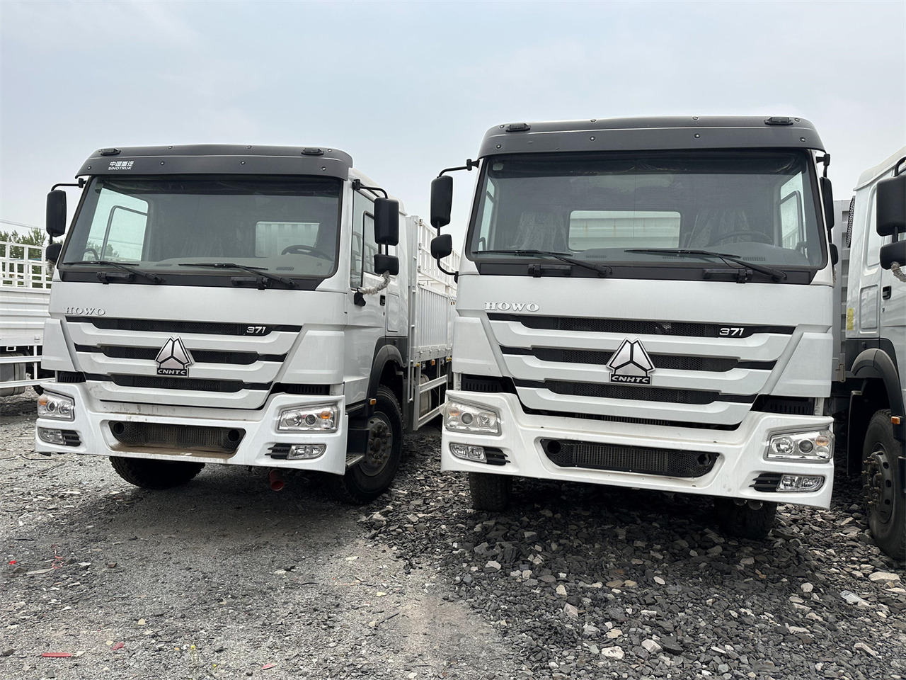 SINOTRUK HOWO 371 Cargo truck - Kamion za prijevoz stoke: slika SINOTRUK HOWO 371 Cargo truck - Kamion za prijevoz stoke SINOTRUK HOWO 371 Cargo truck - Kamion za prijevoz stoke: slika SINOTRUK HOWO 371 Cargo truck - Kamion za prijevoz stoke