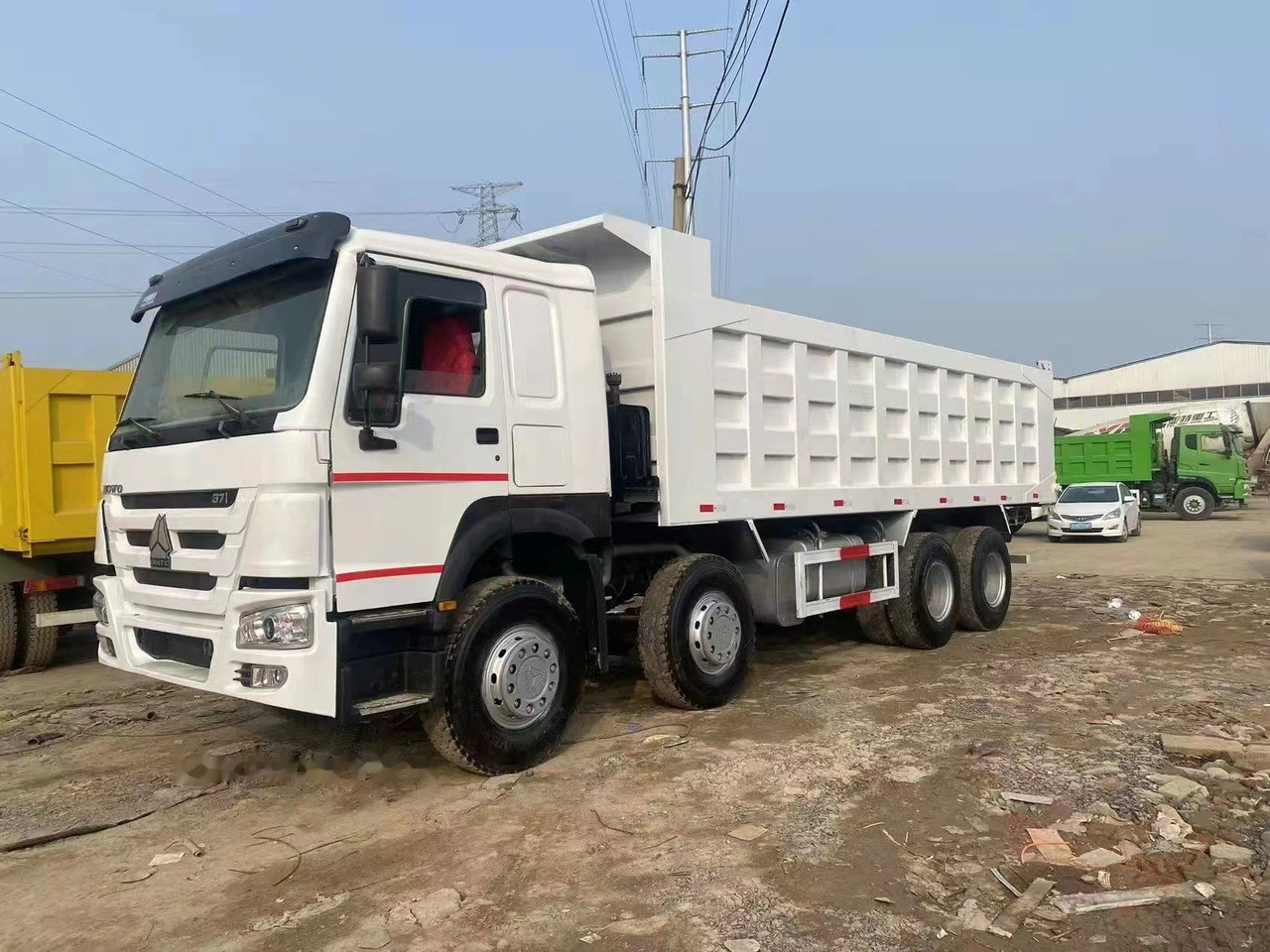 SINOTRUK HOWO 371 Tipper truck - Kiper: slika SINOTRUK HOWO 371 Tipper truck - Kiper SINOTRUK HOWO 371 Tipper truck - Kiper: slika SINOTRUK HOWO 371 Tipper truck - Kiper