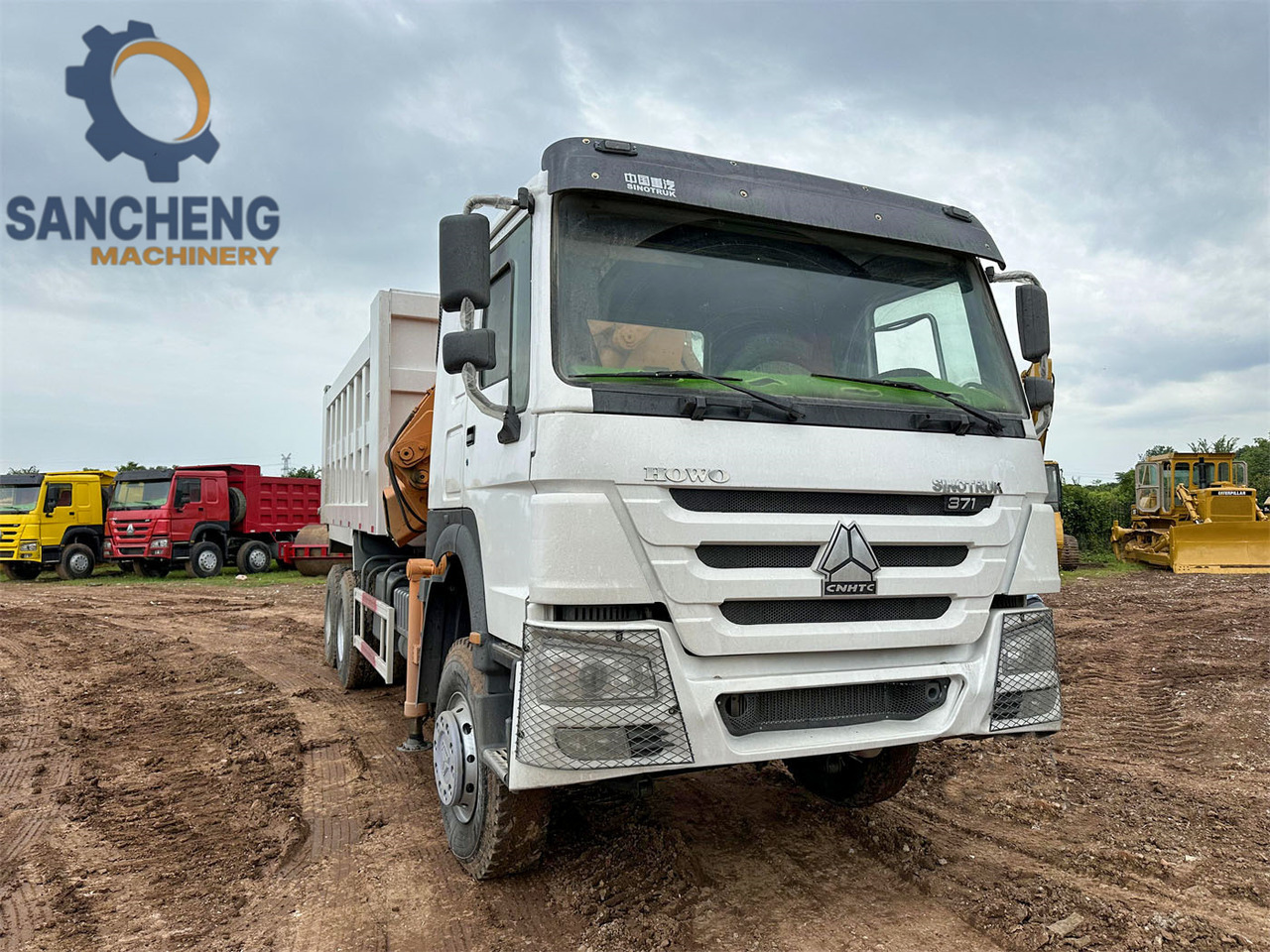 SINOTRUK Howo 371 6x4 crane truck - Kamion s kranom: slika SINOTRUK Howo 371 6x4 crane truck - Kamion s kranom SINOTRUK Howo 371 6x4 crane truck - Kamion s kranom: slika SINOTRUK Howo 371 6x4 crane truck - Kamion s kranom